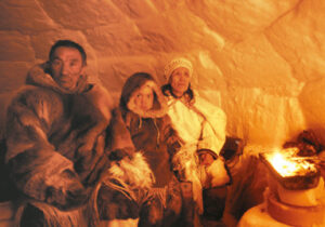 اسکیموها و آشنایی با زندگی پر رمز و راز در قطب شمال!